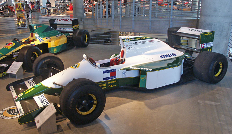Mika Hakkinen 1992 Lotus 102B-Judd F1 racing car