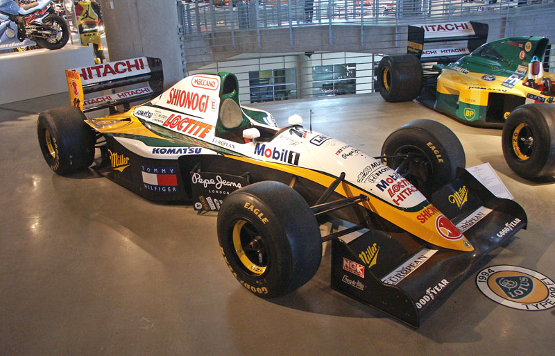 Johnny Herbert 1994 Lotus 109-Mugen racing car