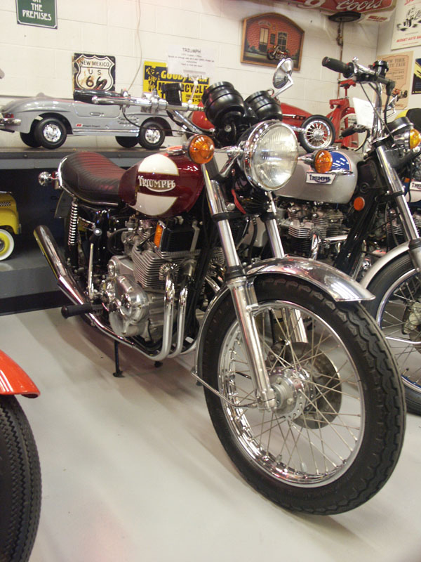 1975 Triumph Trident motorcycle