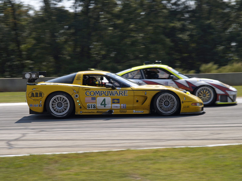 Oliver Gavin Olivier Beretta Jan Magnussen Chevy Corvette C5-R race car