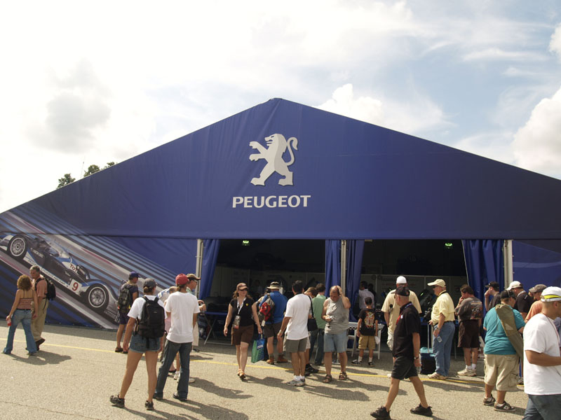 Peugeot pit 2009 Petit Le Mans Road Atlanta